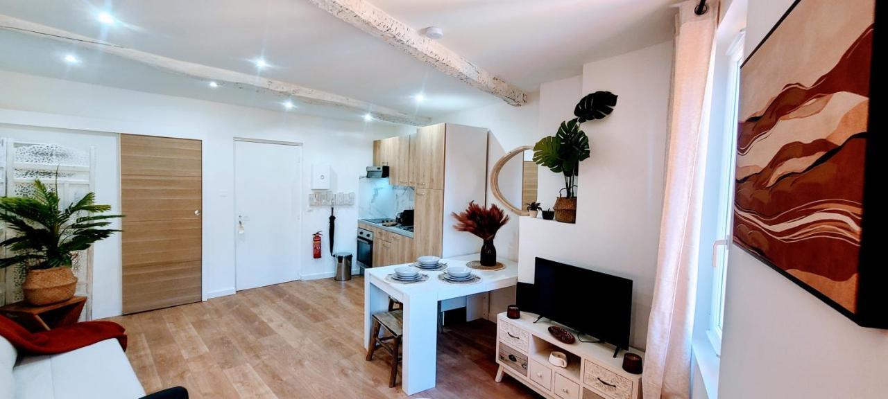 Studio Aux Pieds Des Parfumeries Grasse Exterior foto